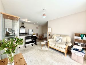 Living Room- click for photo gallery